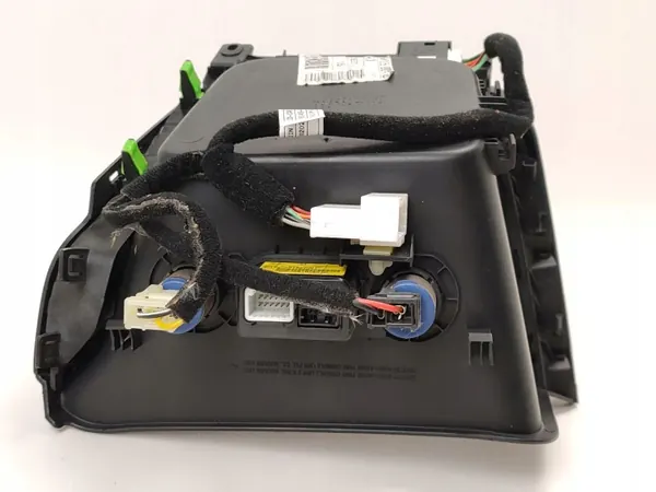 OEM 84631A2100 Prise USB AUX Console Kia Ceed II image 6