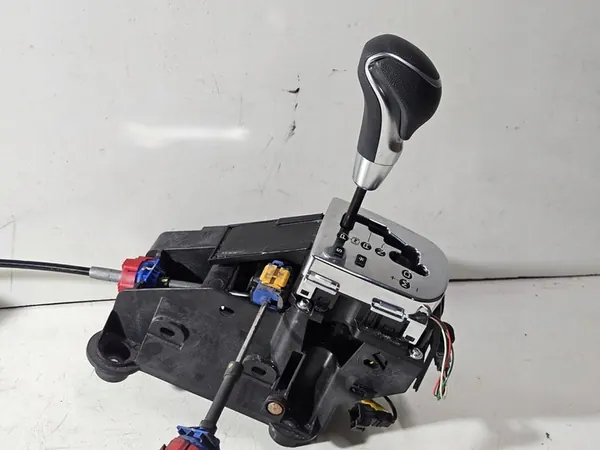 Vaihdekeppi Peugeot 2008 image 2