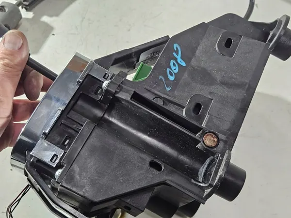 Vaihdekeppi Peugeot 2008 image 7