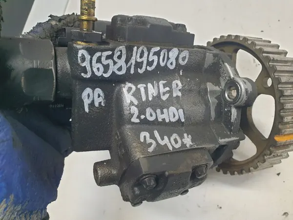 Peugeot Injectiepomp 2.0 HDi image 5