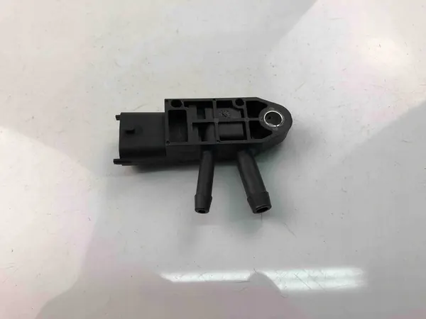 Sensor de pressão de ar VOLVO V60 2015 image 4