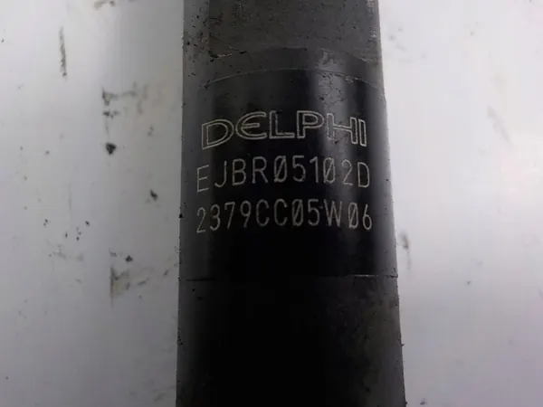 Injecteur Renault OE EJBR05102D d'occasion image 3