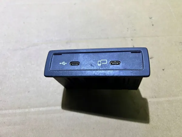 USB-pistorasia OEM VHB5428 Mercedes Sprinter 907/910 image 2