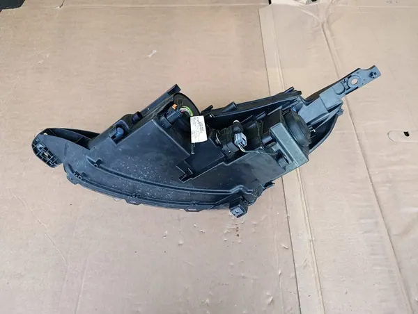 PEUGEOT 2008 I LIFT Rechter Voorlamp 9825313680 image 5