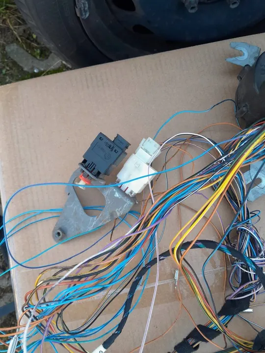 BMW E36 Cruise Control Module Set OEM image 3