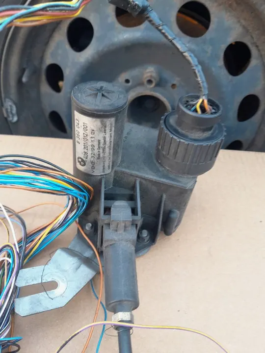 BMW E36 Cruise Control Module Set OEM image 5