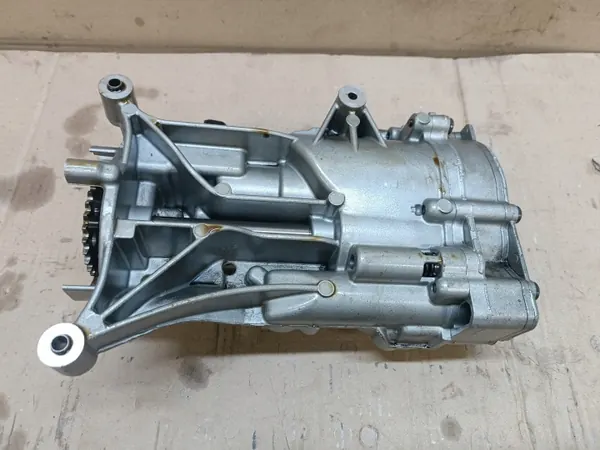 Bomba de aceite Porsche OEM 94810701320 para Panamera 970 image 3