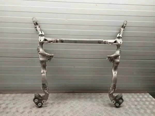 Audi A4 S4 B8 Vorderer Träger OEM 8K0423401 image 2