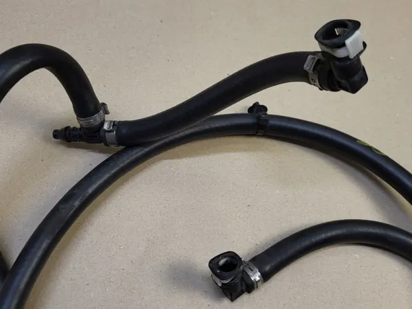 OEM 8T0 Pesuliettoletku Xenonille - Audi A4 B8 image 4