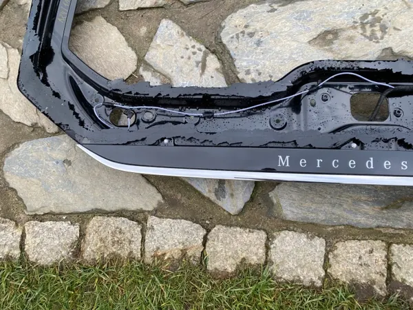 Mercedes 447 Lift V Class krom bakluckram OEM image 6