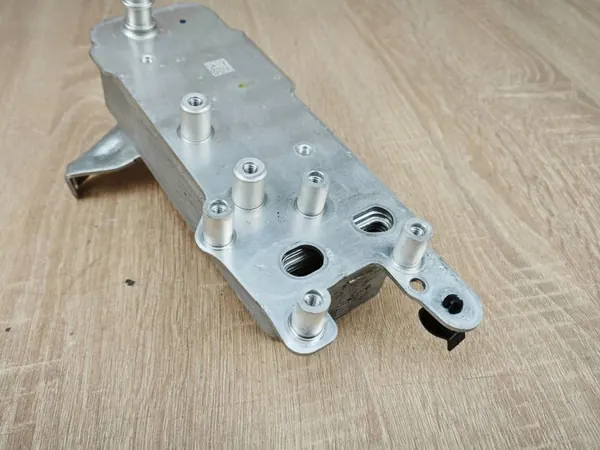 Vaihteistoöljynjäähdytin OEM 8514515 BMW 2.0D:lle image 4
