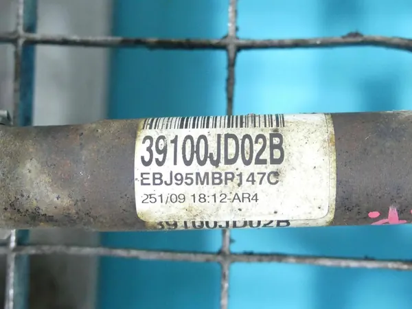 Höger Halvaxel Nissan Qashqai I J10 06-13 1.6 16V OEM image 5