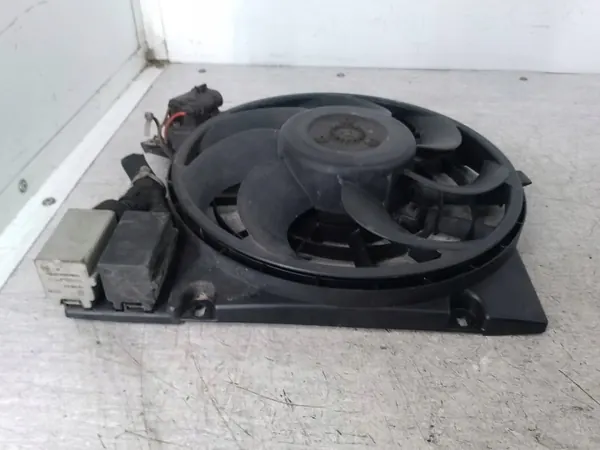 Ilmastointipuhallin OEM 0130303975 Opel Astra H:lle image 6