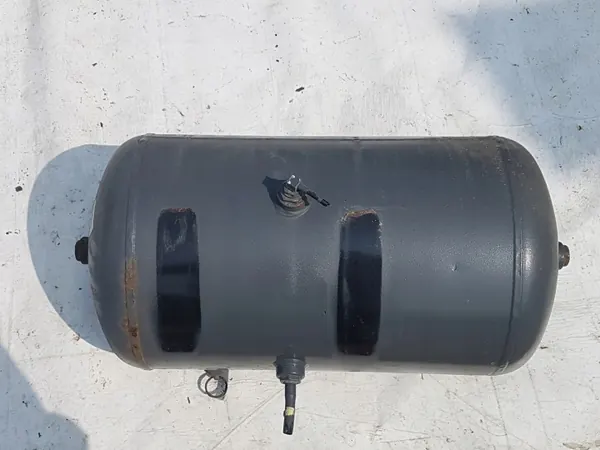 Ilmasäiliö 36L OEM 1733544 DAF XF 105, 75, 85 CF image 3