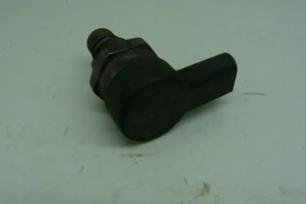 Régulateur pression carburant OEM 057130764H Audi A4 B8 image 2