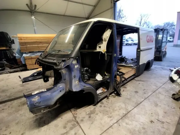 Panneau de carrosserie Iveco Daily 14 L2H1 OEM KAROSERIA image 5