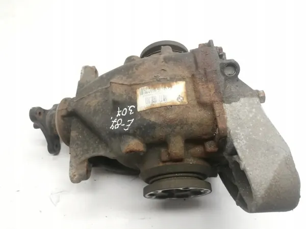BMW 1 (E87) 120d Bakre Differential 307 2009 image 2