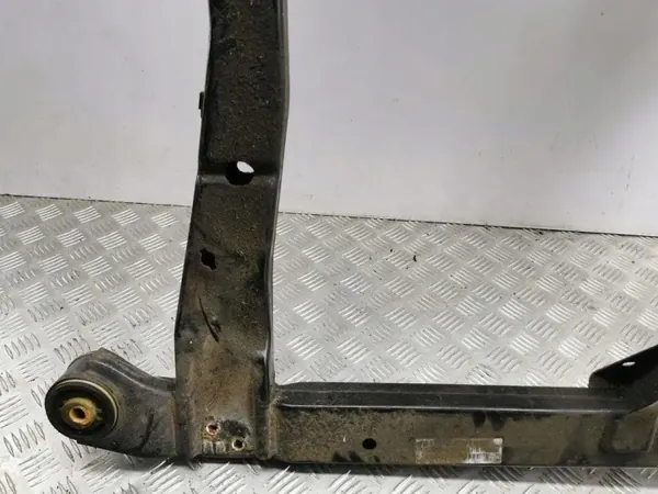 Opel Astra J Framhjulsram OEM 1332707B - Begagnad image 5