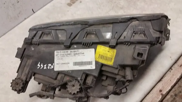 Farol esquerdo BMW E46 0301089205 image 7