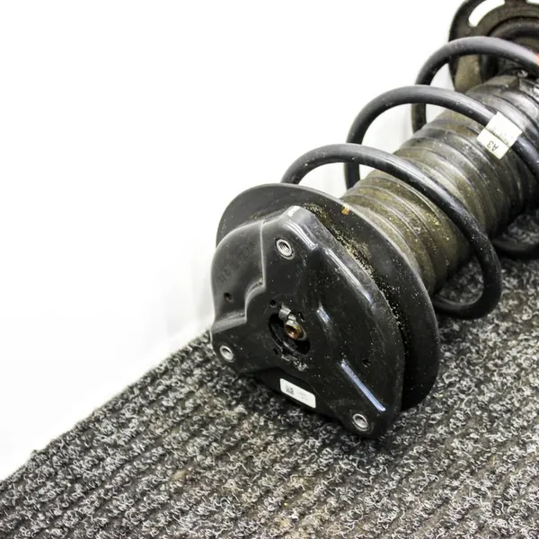 Ammortizzatore anteriore destro Mercedes-Benz C W204 2012 OEM image 4