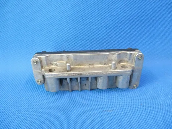 Unité de contrôle moteur Fiat Panda II 1.2 OE 51798646 image 2