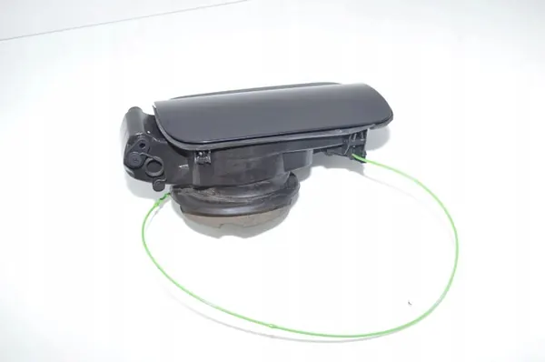 BMW F06 6-sarjan tankkikorkki OEM 7276392 image 3