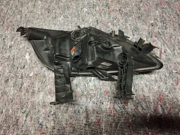 OPEL ASTRA IV J 09- Luz Halógena Frontal Esquerda image 6