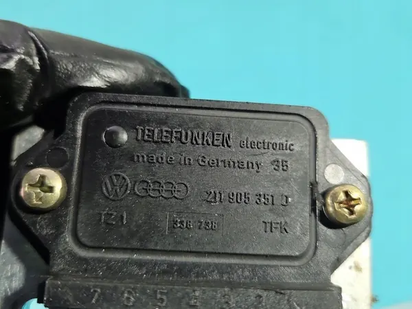 Módulo de ignição Audi 80 B3 1.8 211905351D image 3