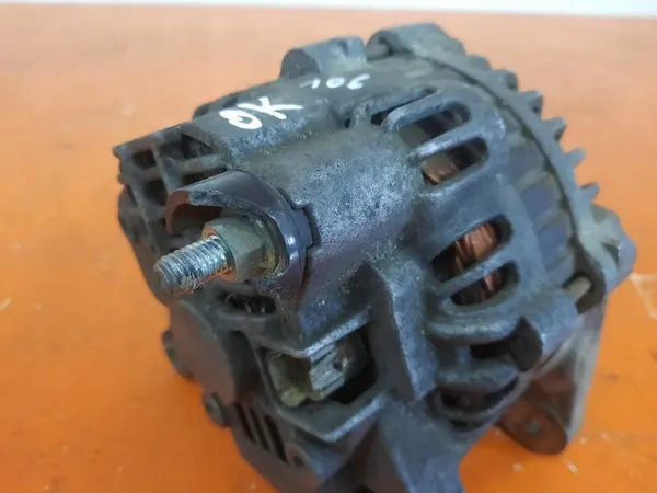 Nissan Kubistar 03-08 1.5DCI Vaihtovirtageneraattori 8200468131 image 3