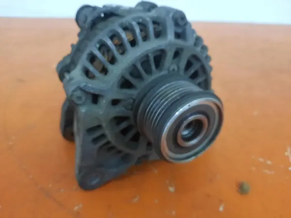 Nissan Kubistar 03-08 1.5DCI Vaihtovirtageneraattori 8200468131 image 4