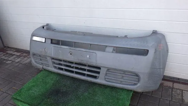 Parachoques delantero Trafic II Vivaro A image 2