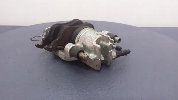 Remklauw voor links Ford OE Elk-100559-01 image 4
