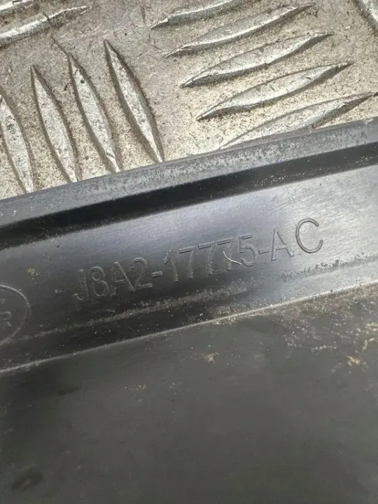 OEM J8A217775AC Vänster bakre stötfångarstrimma Land Rover image 3