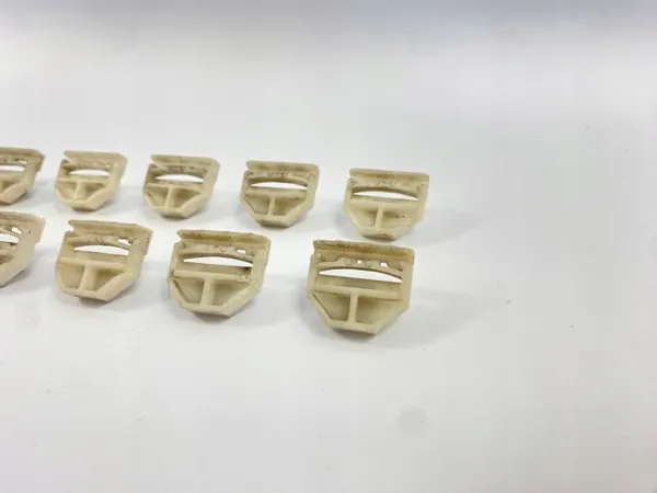 OEM SDV104564 Breite Zierleisten-Clips für Mercedes W201 image 7