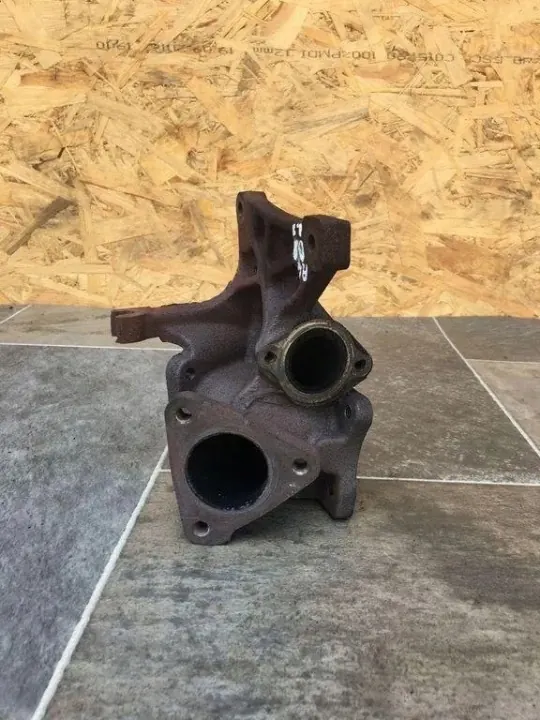 Coletor escape Audi A4 OEM 059131799R 2.7L Diesel image 5