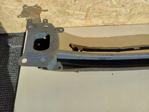 Skoda Octavia stötfångarförstärkning OEM 1Z0807581 image 8
