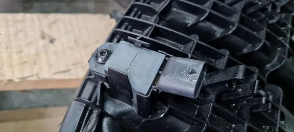 Coletor de admissão Audi Volkswagen Seat Skoda 2.0 TFSI 06L133201FA image 6