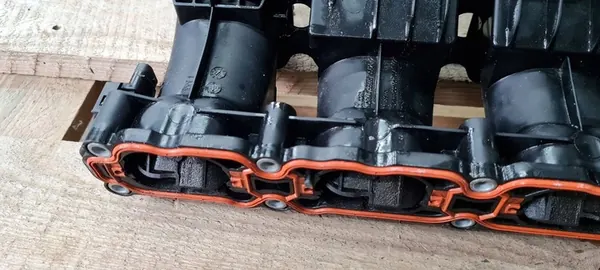 Coletor de admissão Audi Volkswagen Seat Skoda 2.0 TFSI 06L133201FA image 8