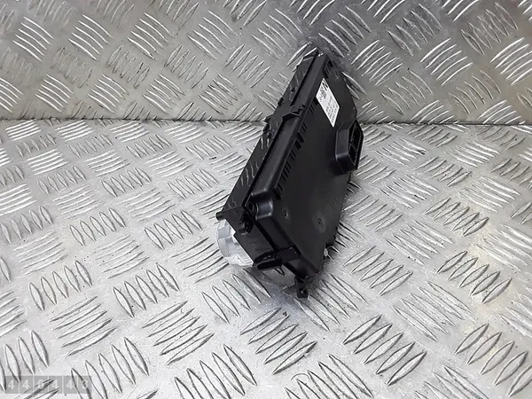 Module de contrôle de climatisation Mazda 6 2017 G46G61190C image 3