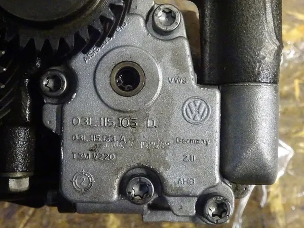 OLJEPUMP GOLF VI SHARAN 7N AUDI A3 8P SMOK image 8