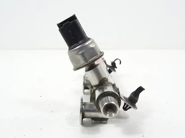 Bränslerailssensor Nissan Juke F15 Lift 1.2 DIG 175204385R image 6