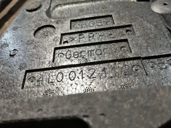 Reserveradabdeckung Audi Q7 OEM 4L0012113 Gebraucht image 3