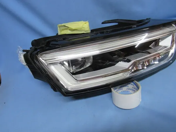 Faro derecho Audi Q3 8U0 Lift Full LED image 2