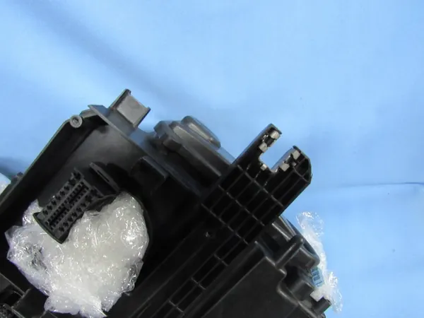 Faro derecho Audi Q3 8U0 Lift Full LED image 8