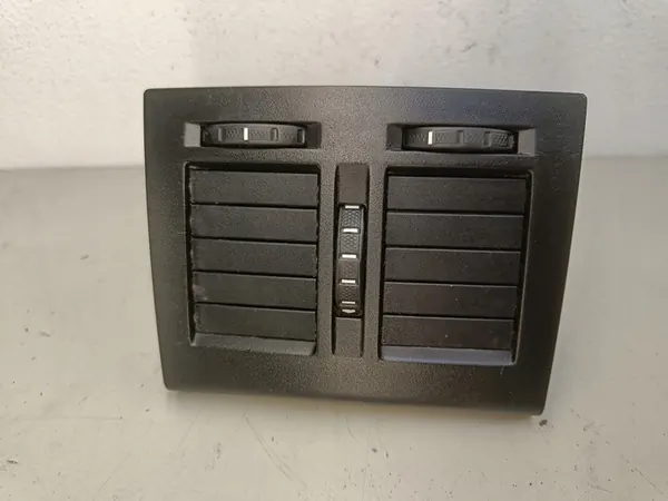 Skoda Yeti (5L) 2014 Grelha de Ventilação Traseira image 4