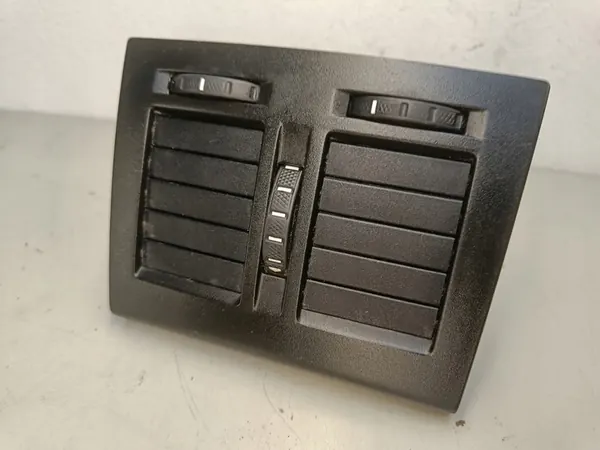 Skoda Yeti (5L) 2014 Grelha de Ventilação Traseira image 5