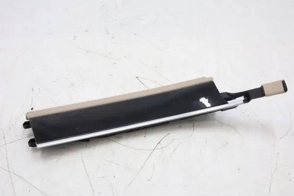 Oikea pilarikansi OEM A2226941801 Mercedes S Maybach image 2