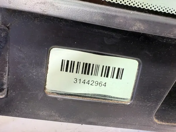 Vidro traseiro esquerdo Volvo S60 III OEM 31442964 image 3