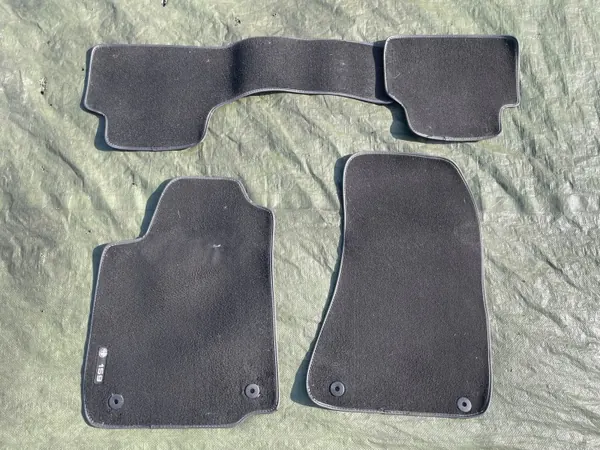 Alfa Romeo 159 SW samettimatot OEM 50903148 image 2