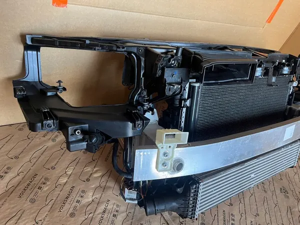 AUDI A8 D4 3.0 TDI Conjunto Frontal 2016 OEM image 3